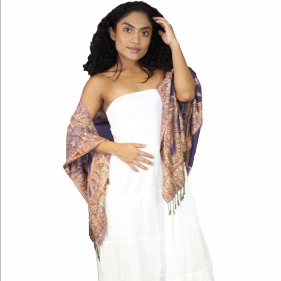 ELEGANT SILK JACQUARD STOLE - Picture 3 of 9